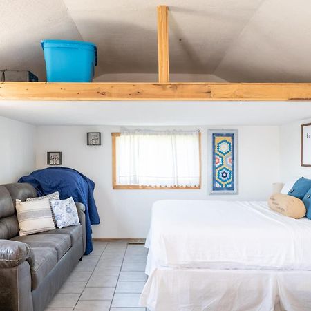 Cozy Cabin Near Ark! Adam And Eve'S Retreat Williamstown Exterior foto